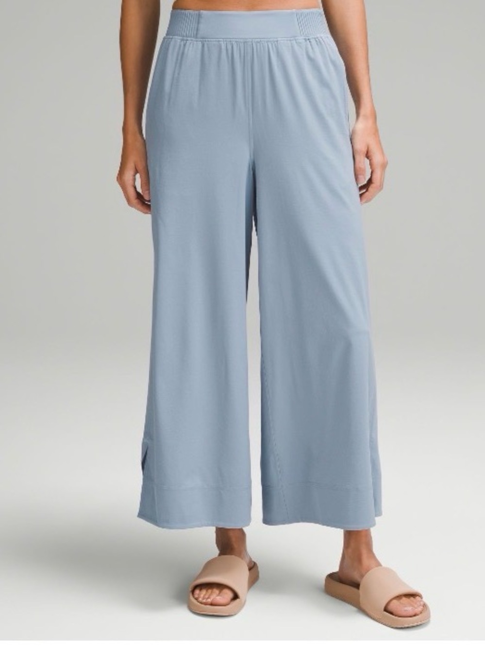 Lululemon Chambray Stretch Woven Wide Leg Cropped Pants